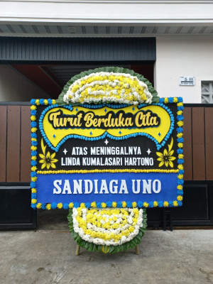 Papan Bunga Duka di Kiwirok